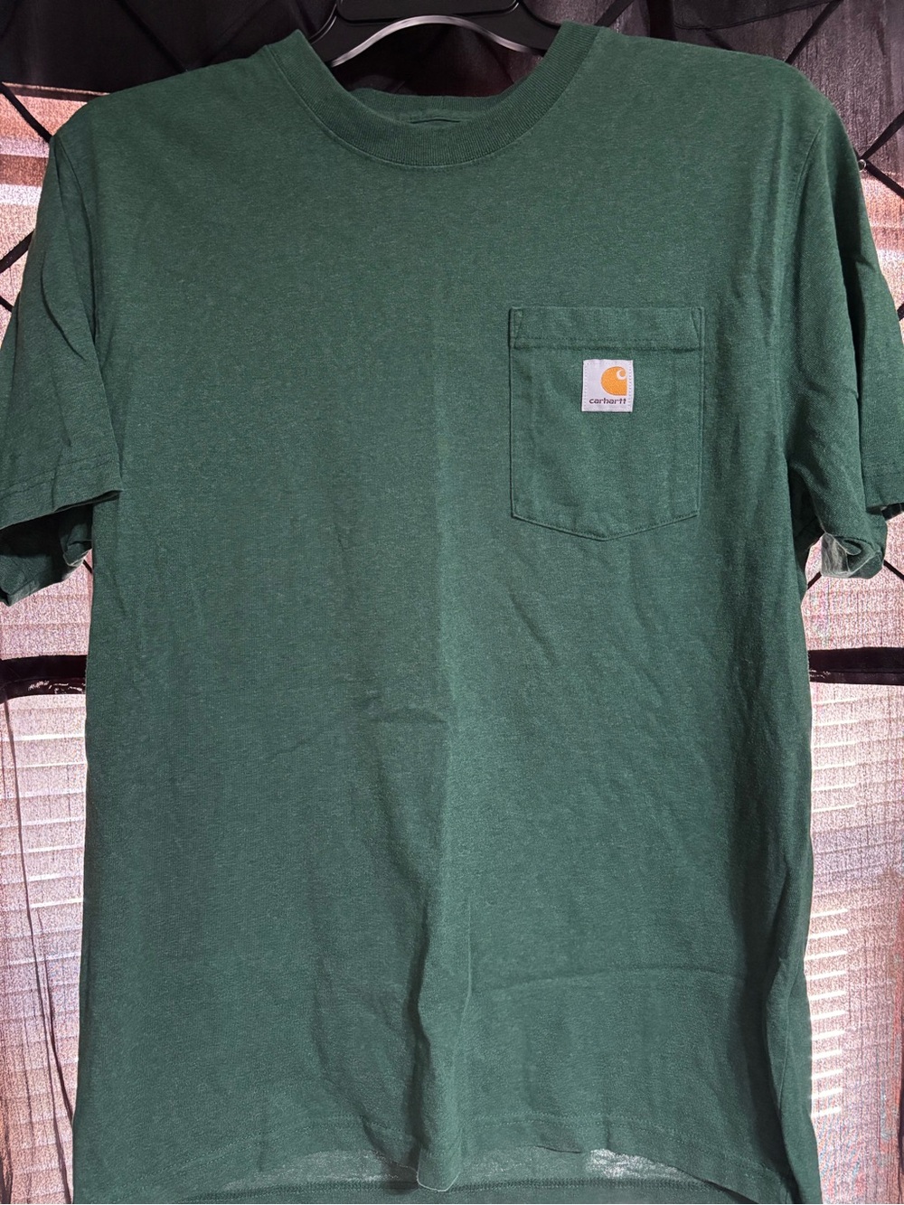 Men’s Carhartt t-shirt